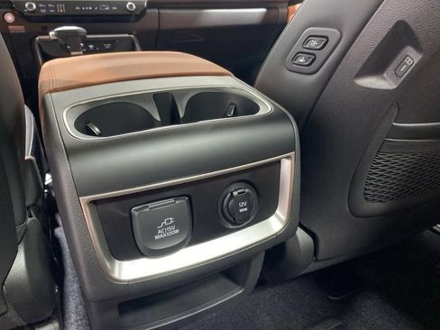 New 2026 Kia Carnival SX w/ SX Dark Edition Package FWD image 23