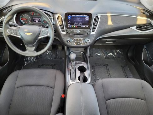 Used 2023 Chevrolet Malibu LT image 15