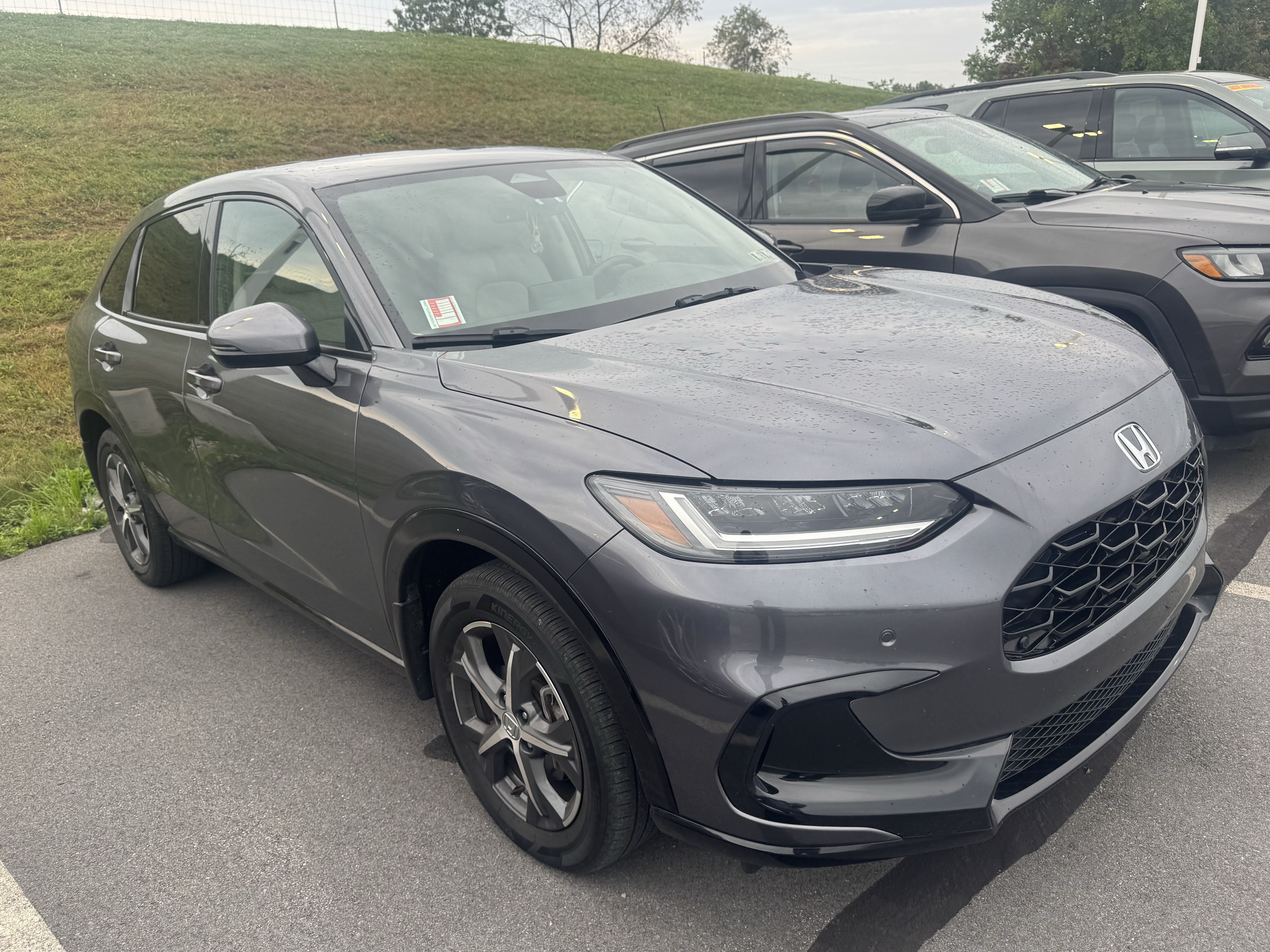 Used 2024 Honda HR-V EX-L image 1