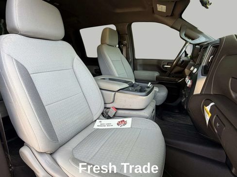 Used 2023 GMC Sierra 2500 SLE w/ SLE Value Package; AWD/4WD image 10