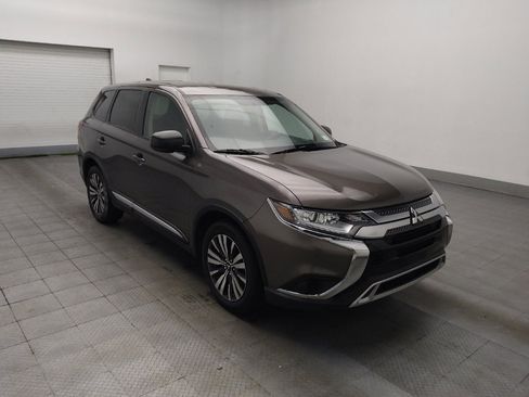 Used 2019 Mitsubishi Outlander ES image 13
