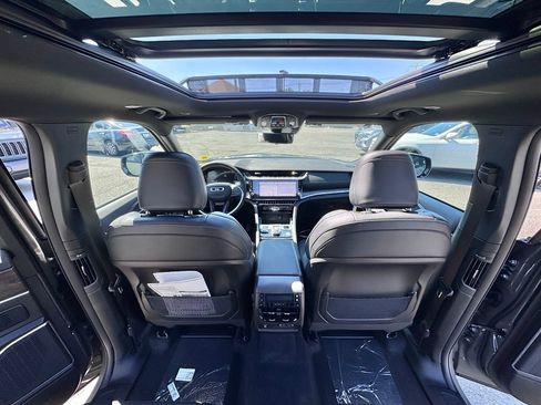New 2027 Jeep Grand Cherokee L Limited AWD/4WD image 25
