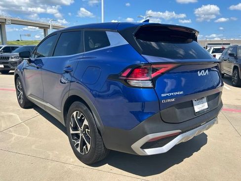 Used 2023 Kia Sportage EX FWD image 7