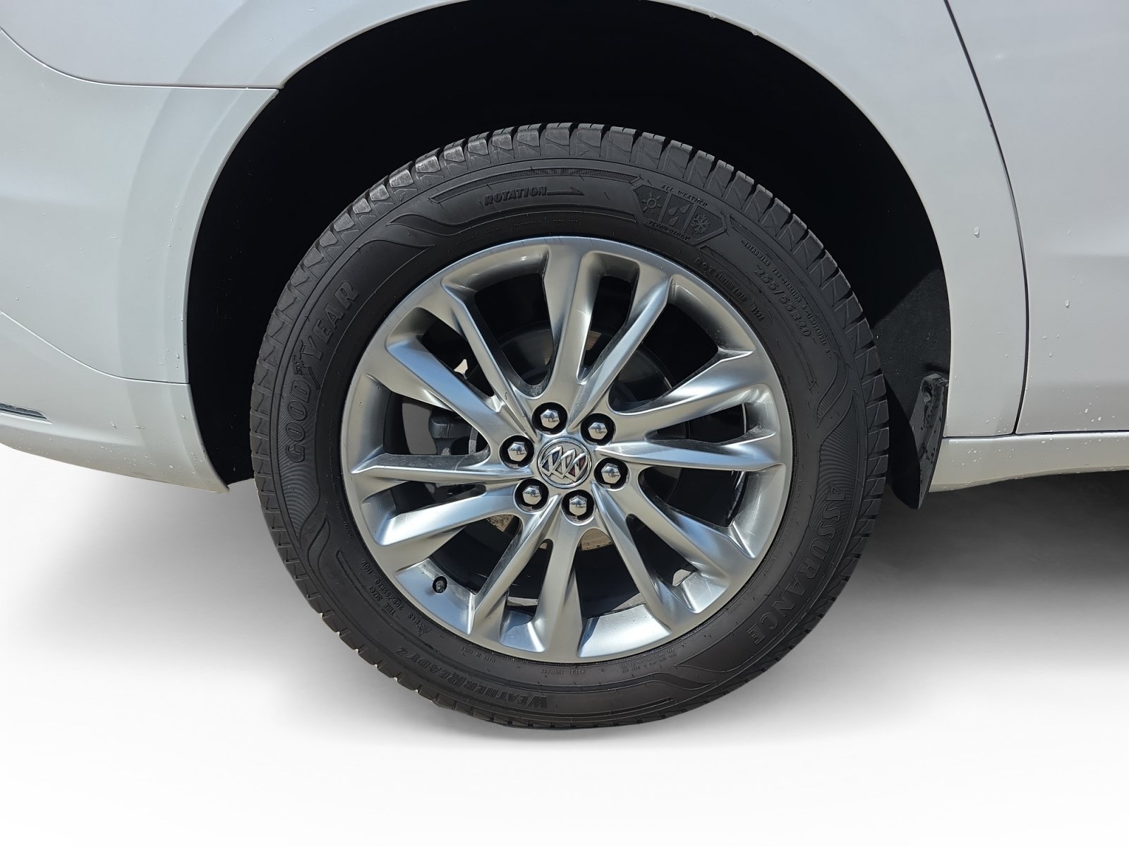 Used 2023 Buick Enclave Avenir w/ Trailering Package, 5000 lbs. AWD/4WD image 16