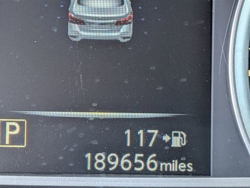 Used 2017 Nissan Sentra SV image 18