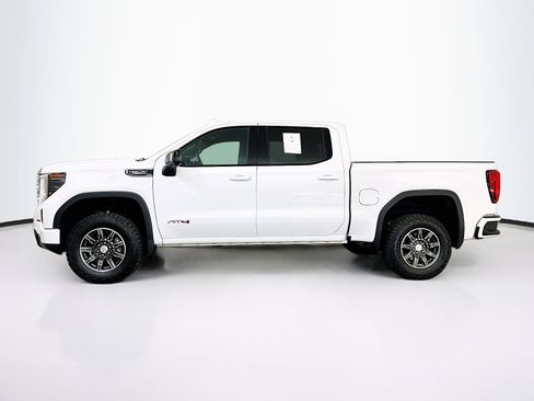 Used 2025 GMC Sierra 1500 AT4 image 4