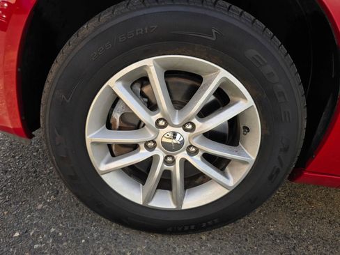 Used 2016 Dodge Grand Caravan SXT w/ Rear Park Assist Package FWD image 10