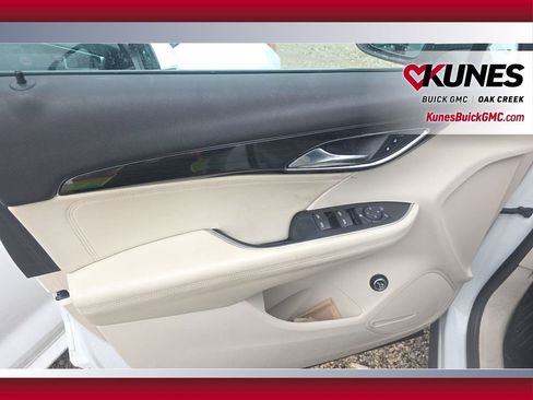 Used 2023 Buick Envision Preferred image 16