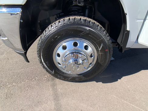 New 2026 RAM 3500 Tradesman w/ Chrome Appearance Group image 28
