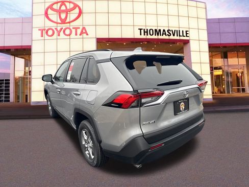 New 2025 Toyota RAV4 XLE w/ Convenience Package FWD image 7