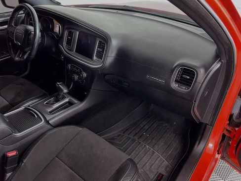 Used 2020 Dodge Charger R/T w/ Plus Group image 29