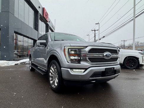 Used 2021 Ford F150 Limited image 5