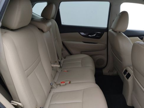 Used 2020 Nissan Rogue SL FWD image 19