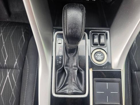 Used 2019 Mitsubishi Eclipse Cross SE AWD/4WD image 43