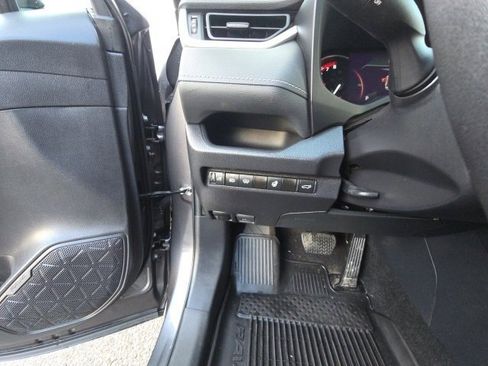 Used 2024 Toyota RAV4 XLE w/ Convenience Package image 17