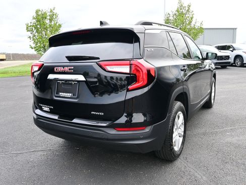 Used 2023 GMC Terrain SLE w/ Driver Convenience Package AWD/4WD image 6