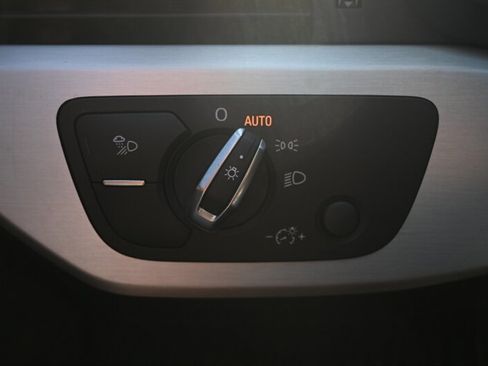 Used 2019 Audi S4 Premium Plus w/ Premium Plus Package image 35