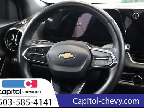 Used 2025 Chevrolet Equinox LT w/ Convenience Package II AWD/4WD image 15