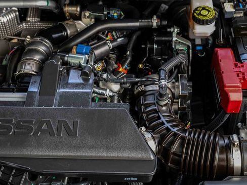 Certified 2025 Nissan Rogue S image 27