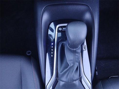 Certified 2024 Toyota Corolla SE image 34