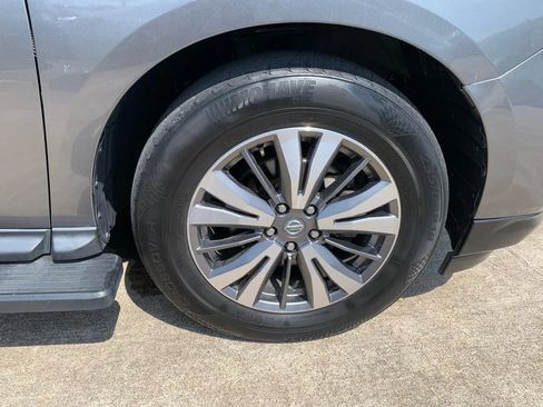 Used 2020 Nissan Pathfinder SL AWD/4WD image 26