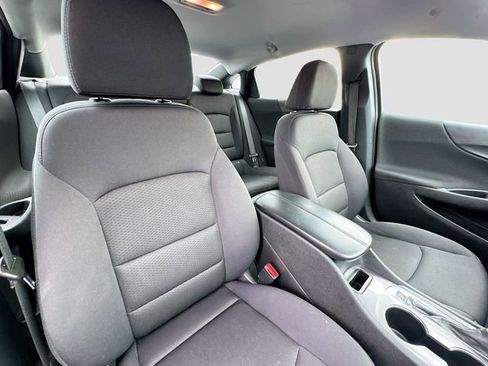 Used 2023 Chevrolet Malibu LT FWD image 27