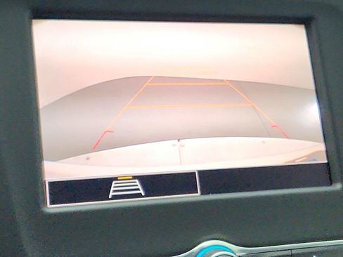 Used 2022 Chevrolet Equinox LT FWD image 34