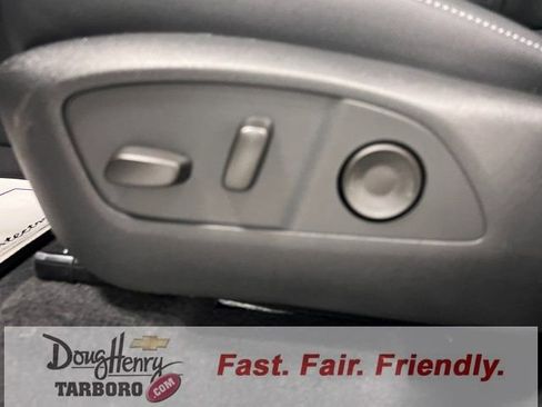 New 2026 Chevrolet Traverse LT w/ Driver Confidence Package image 30