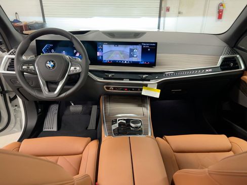 New 2026 BMW X5 sDrive40i w/ Premium Package image 17