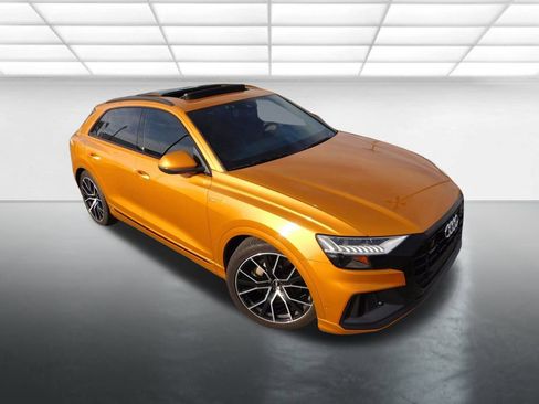 Used 2019 Audi Q8 Prestige image 2