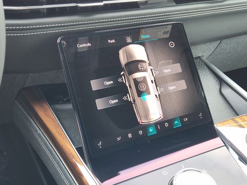 Used 2025 Cadillac Escalade Sport Platinum w/ LPO, Floor Liner Package image 18