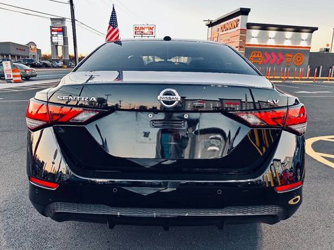 Used 2021 Nissan Sentra SV image 5