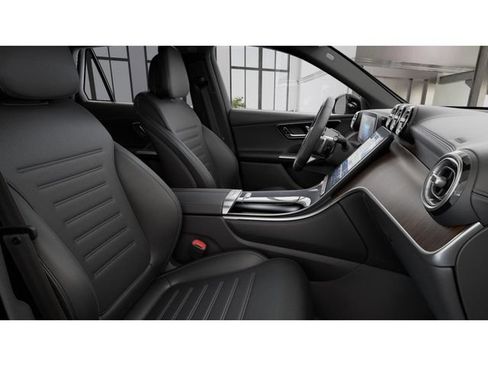 New 2026 Mercedes-Benz GLC 300 4MATIC image 4