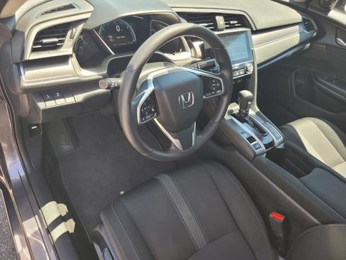 Used 2017 Honda Civic EX image 9