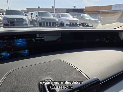 New 2026 Lincoln Nautilus Reserve w/ Jet Appearance Package image 22