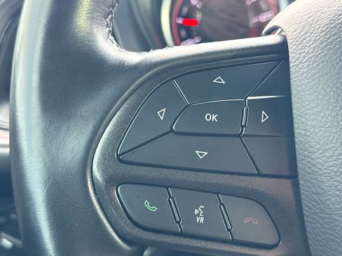 Used 2023 Dodge Challenger SXT RWD image 24