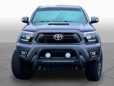 Used 2015 Toyota Tacoma PreRunner w/ TRD Sport Package RWD image 4