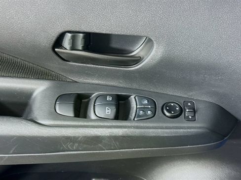 Certified 2023 Nissan Kicks S FWD image 22