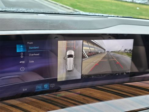 New 2026 Cadillac Escalade Platinum Sport image 31