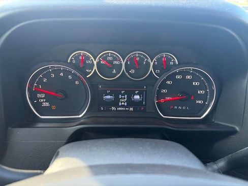 Used 2019 Chevrolet Silverado 1500 LT w/ All-Star Edition AWD/4WD image 18
