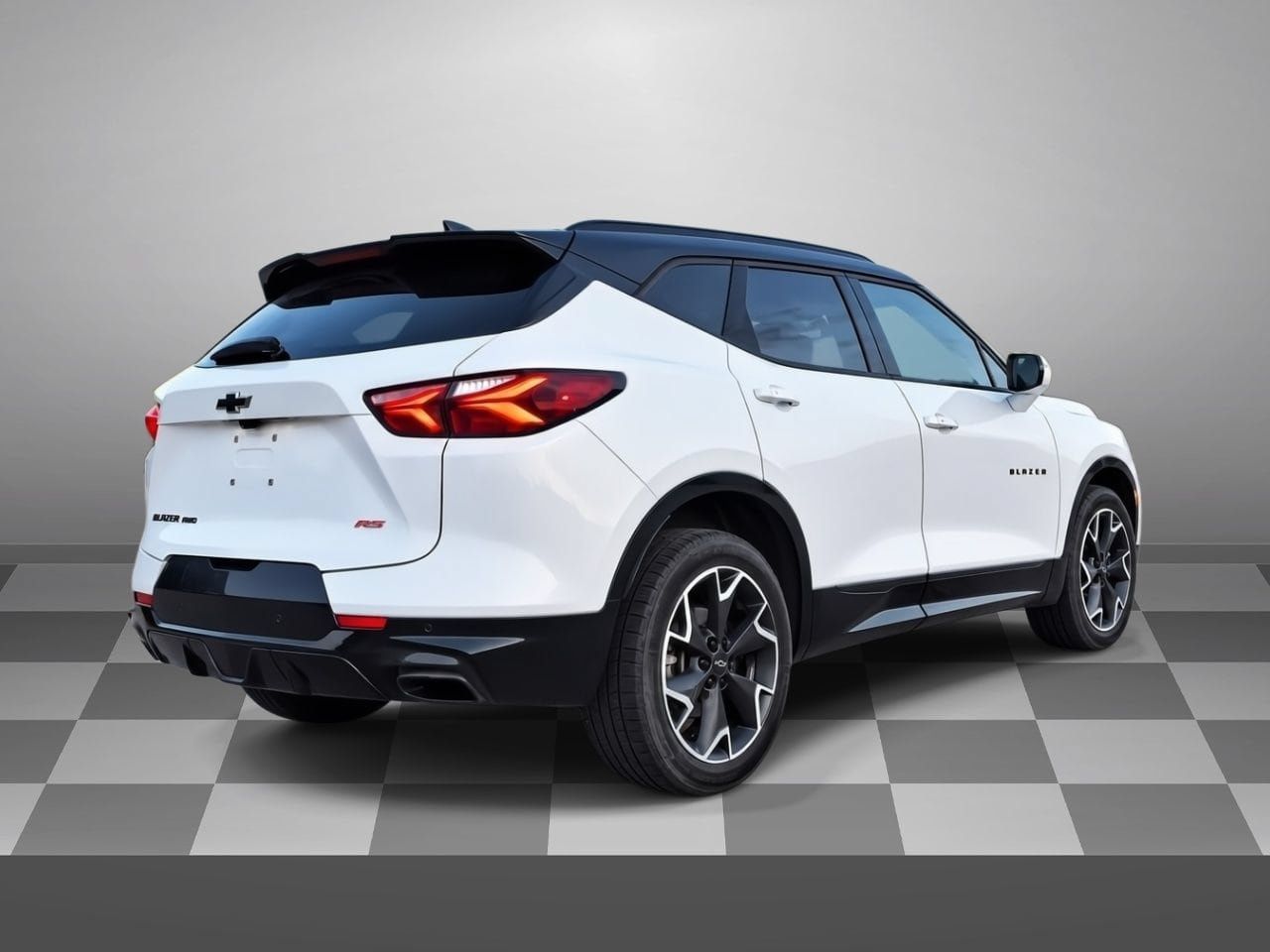 Certified 2022 Chevrolet Blazer RS w/ Enhanced Convenience Package AWD/4WD image 6