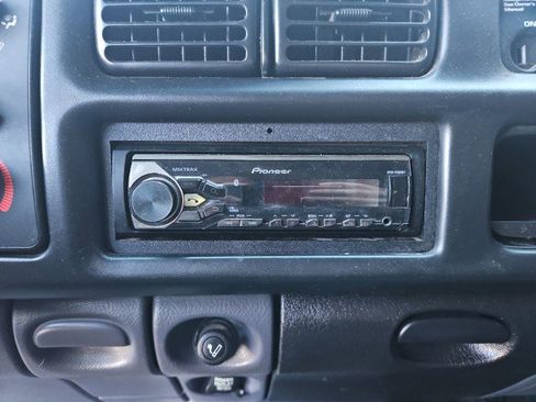 Used 2001 Dodge Ram 2500 Truck 4x4 Quad Cab image 18