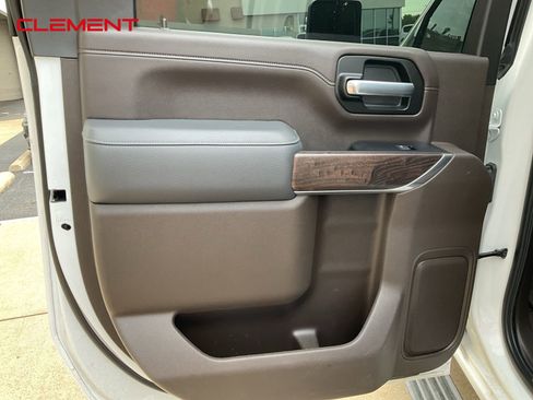 Used 2023 GMC Sierra 2500 Denali w/ Denali Ultimate Package AWD/4WD image 25