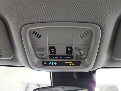 Used 2024 Chevrolet Malibu LT FWD image 24