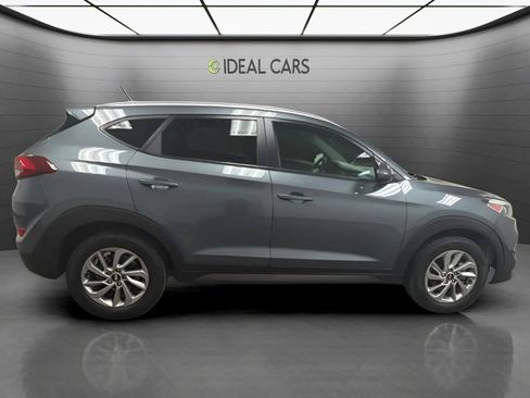 Used 2016 Hyundai Tucson SE w/ Option Group 02 AWD/4WD image 4