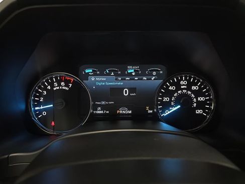 Used 2018 Ford F150 Platinum w/ Equipment Group 701A Luxury AWD/4WD image 19