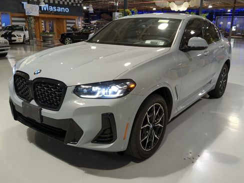 Used 2024 BMW X4 xDrive30i w/ Premium Package AWD/4WD image 1