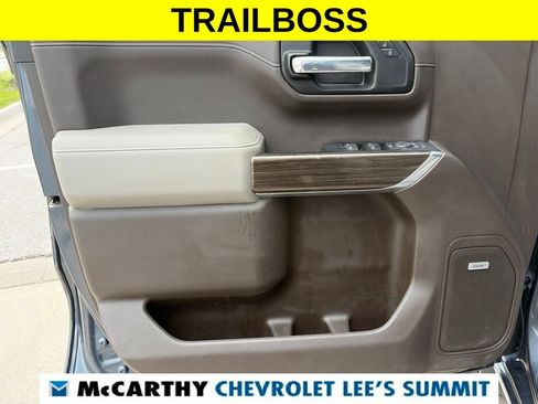 Used 2022 Chevrolet Silverado 1500 LT Trail Boss w/ Convenience Package II AWD/4WD image 41