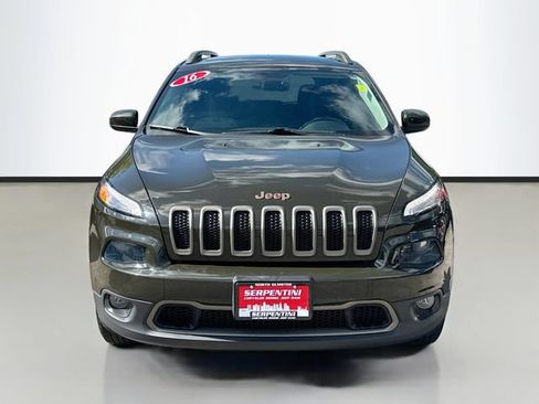 Used 2016 Jeep Cherokee 75th Anniversary AWD/4WD image 4