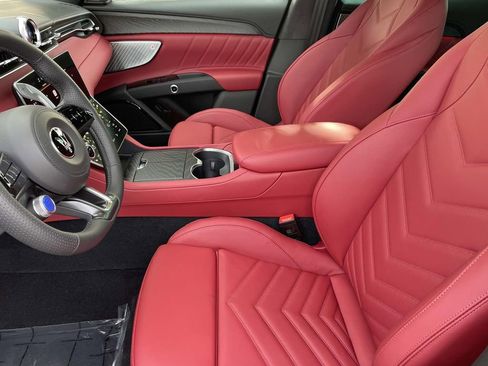 New 2026 Maserati Grecale Modena image 18